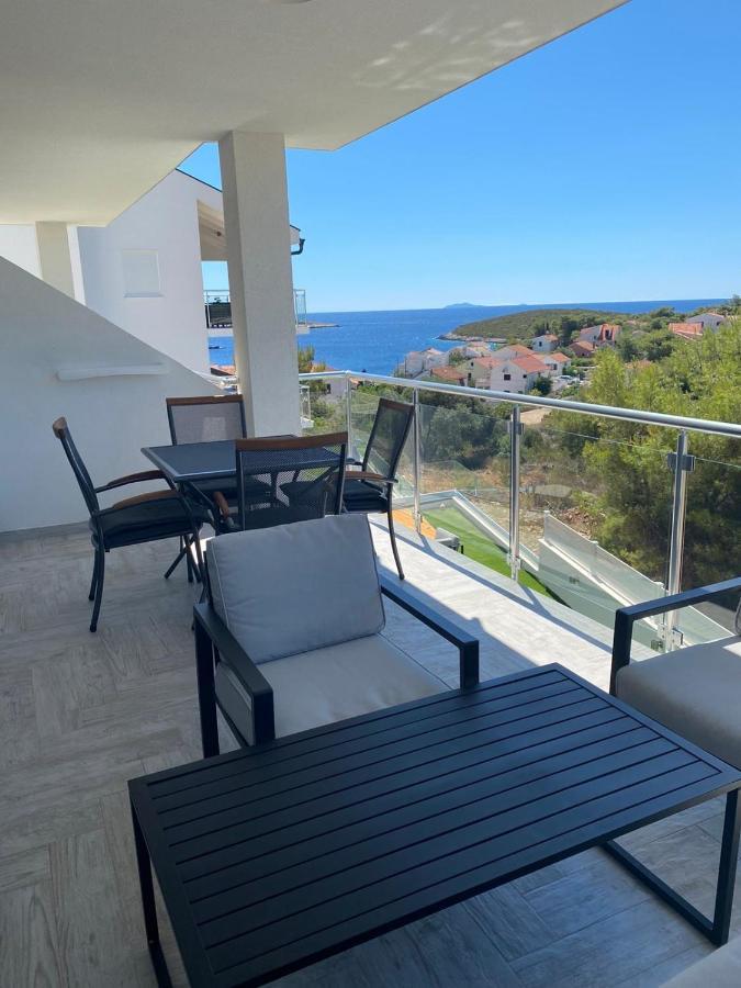 Ellavis Apartments Esterno foto