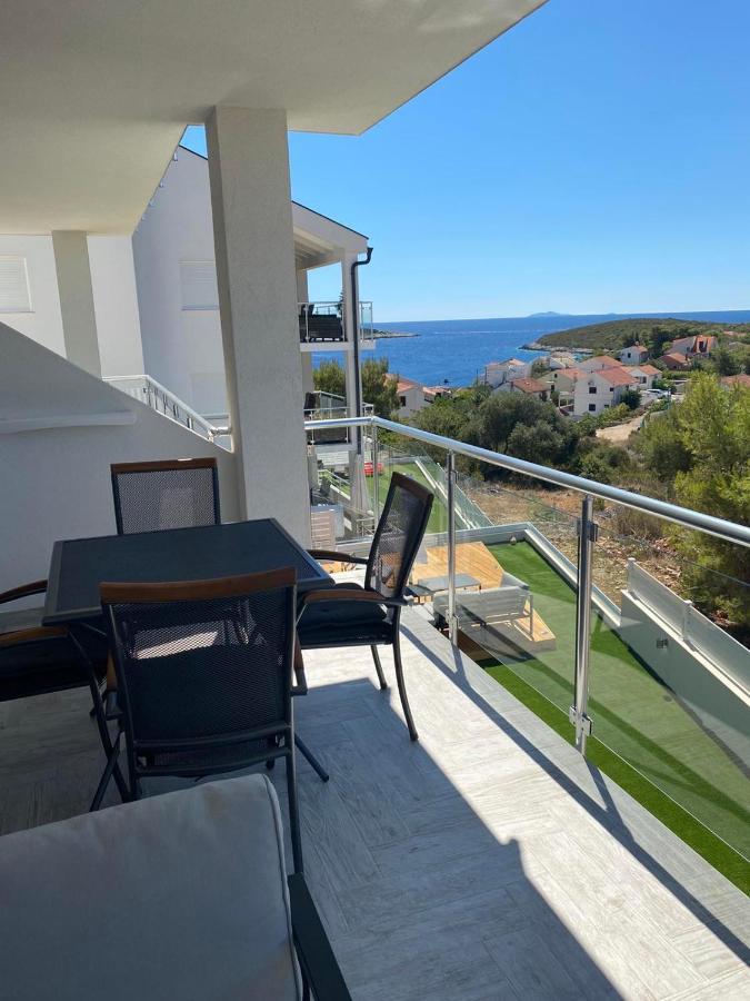 Ellavis Apartments Esterno foto