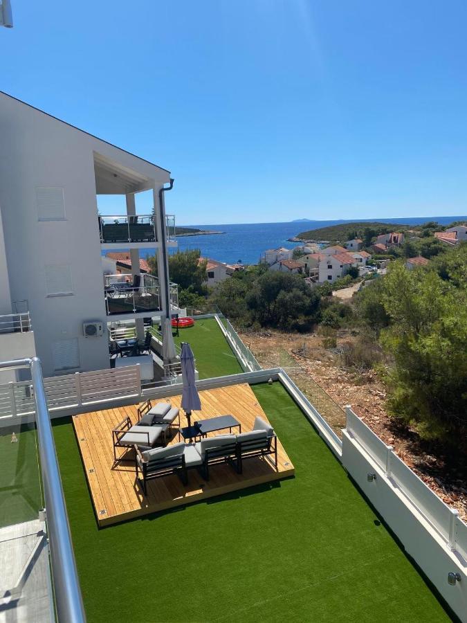 Ellavis Apartments Esterno foto
