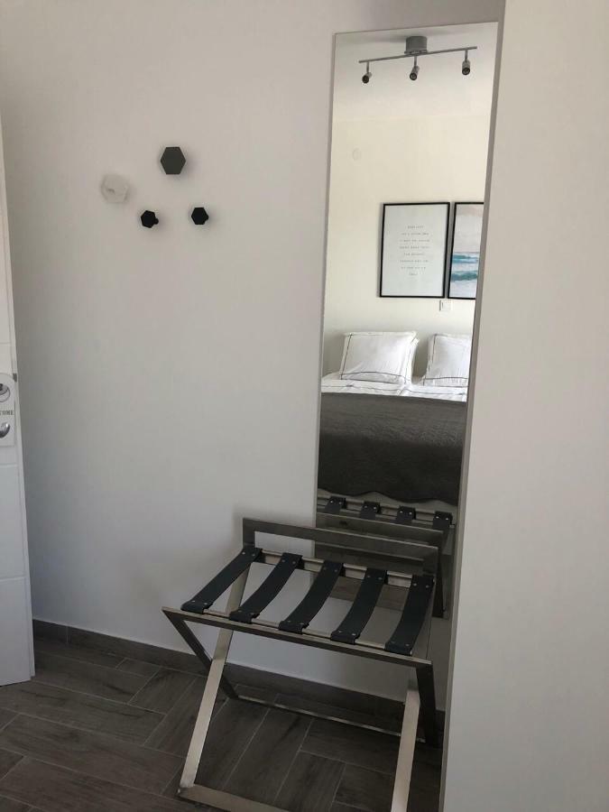 Ellavis Apartments Esterno foto